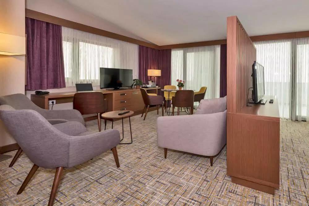 Land Park Hotel Κωνσταντινούπολη Εξωτερικό φωτογραφία